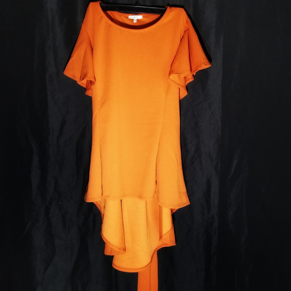 Orange top bye Iris